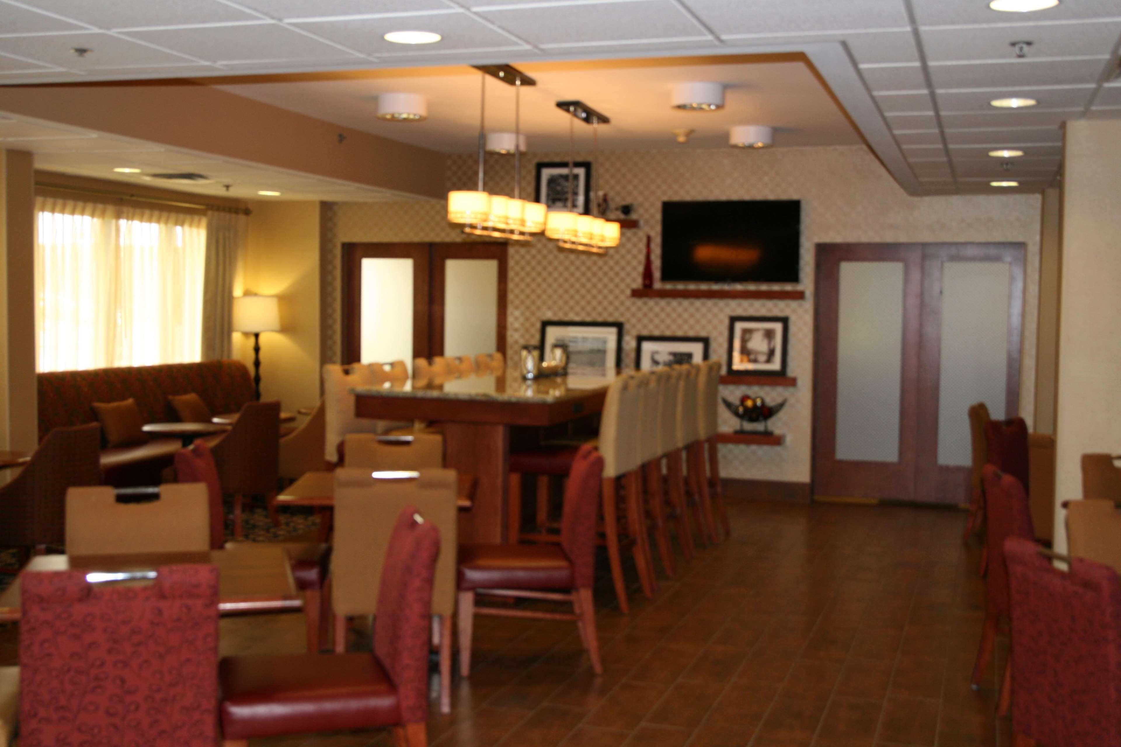 Hampton - Hotel 3*