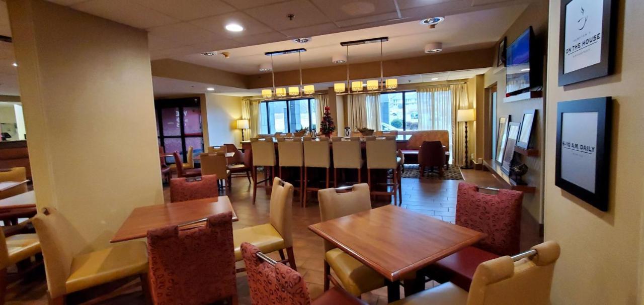 Hotel Hampton - Hillsville