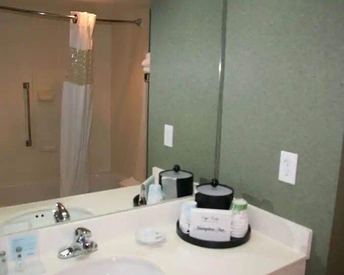 Hotel Hampton - 3*